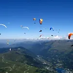 Spacieux シャレー *